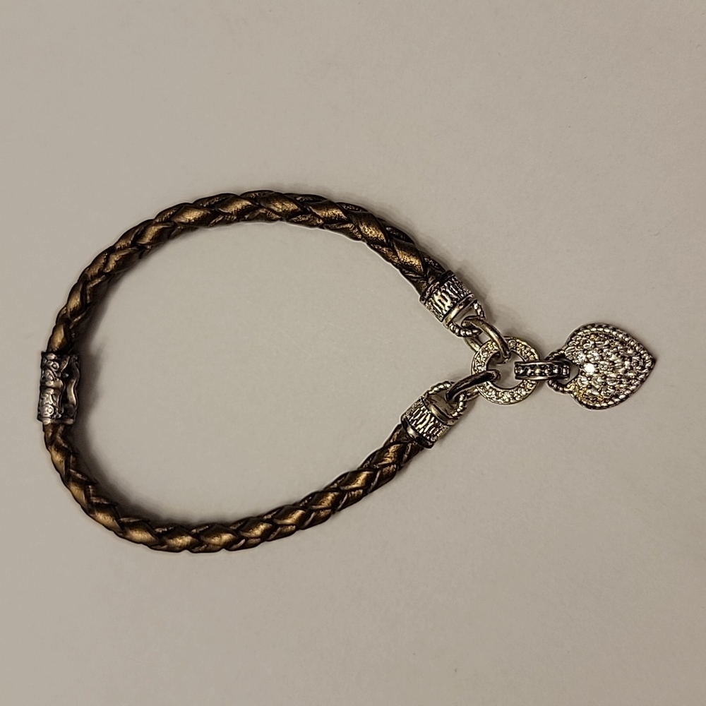 SALE 😍4/$15! EUC Heart Bracelet w/ copper faux leather cord & silver tone heart